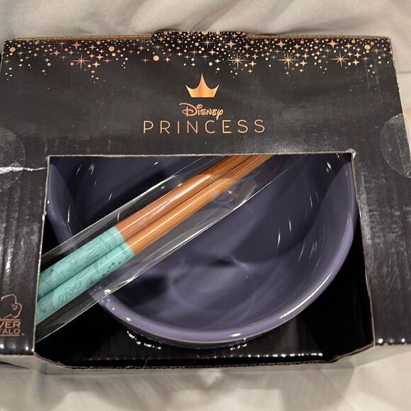 Disney The Little Mermaid Princess Ariel on a Rock in Moonlight Ramen Bowl NIP - Picture 4 of 7